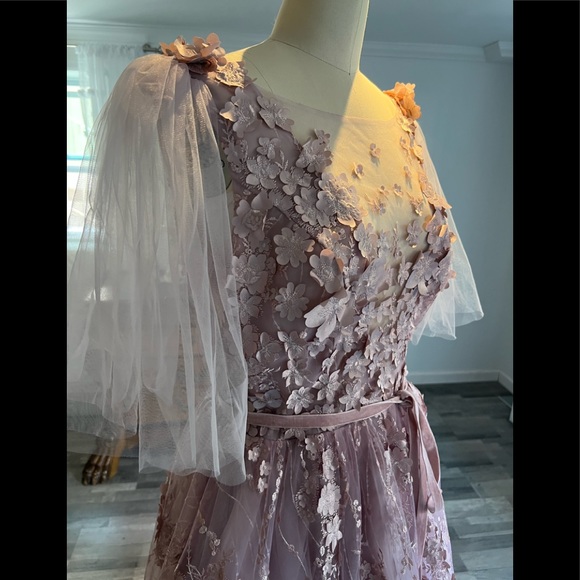 Teuta Matoshi Gown brand new - Picture 3 of 11